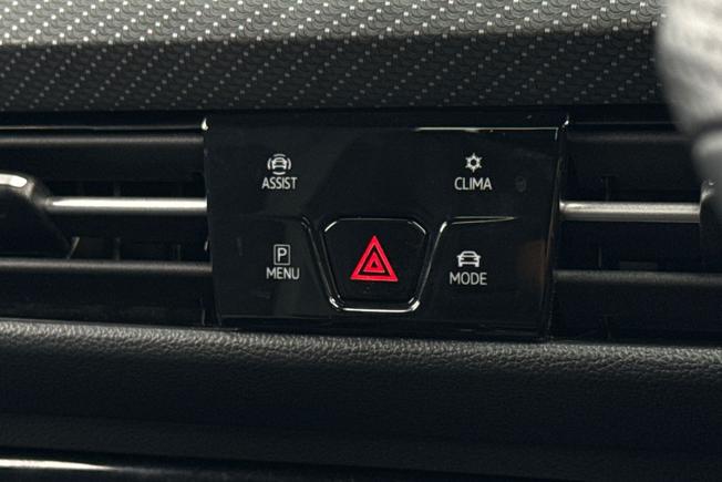 VOLKSWAGEN Golf Photo 24