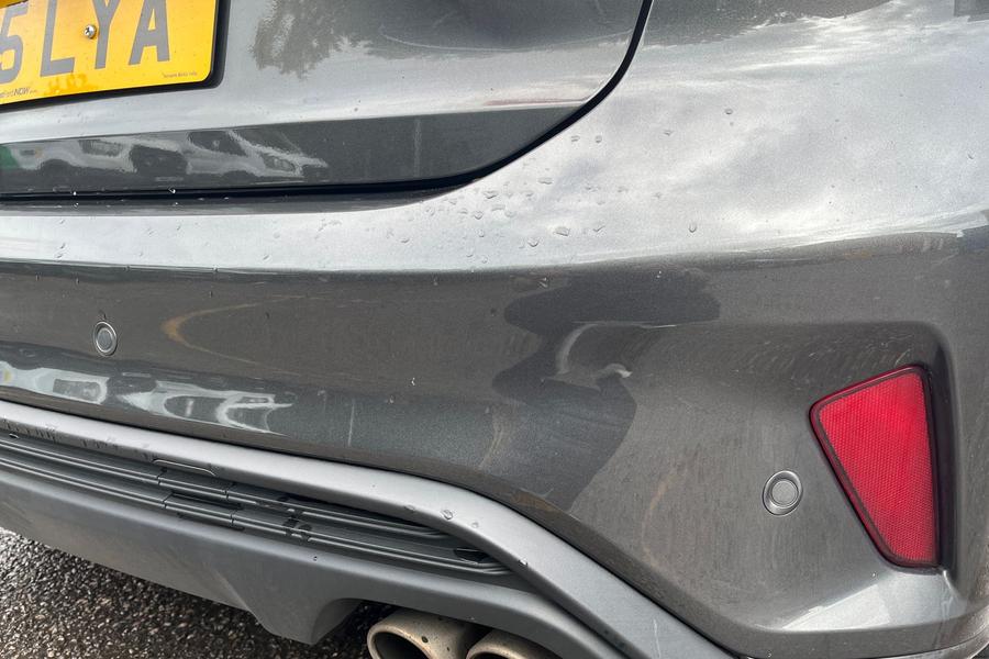 Ford FOCUS Photo autoimg-a7b7d457aa4f23398267595c32a40f8619cc2279.jpg
