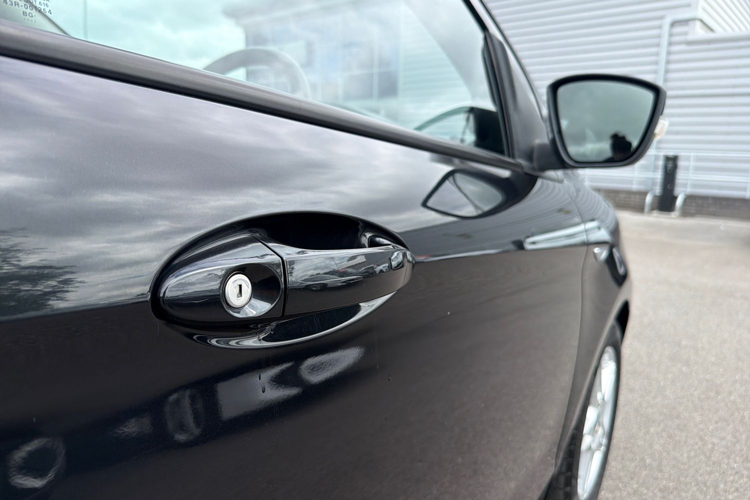 Ford KA+ Photo 26