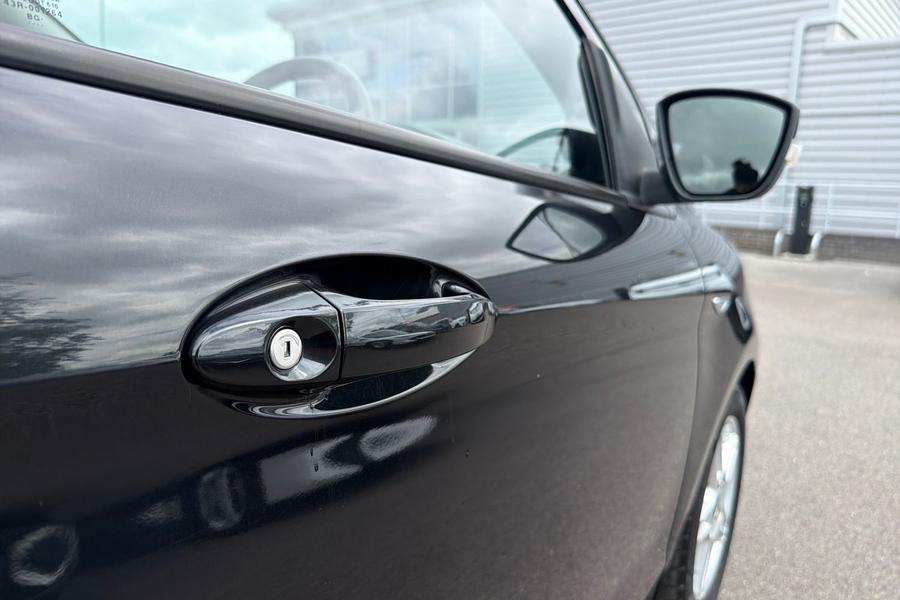 Ford KA+ Photo autoimg-a7ba603770b10a4d7858e5ad1fa85dc0b10b384d.jpg