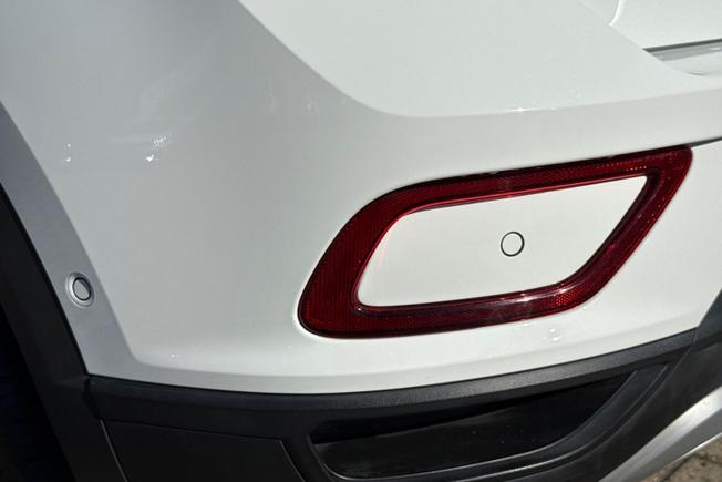 Volkswagen T-Roc Photo 24