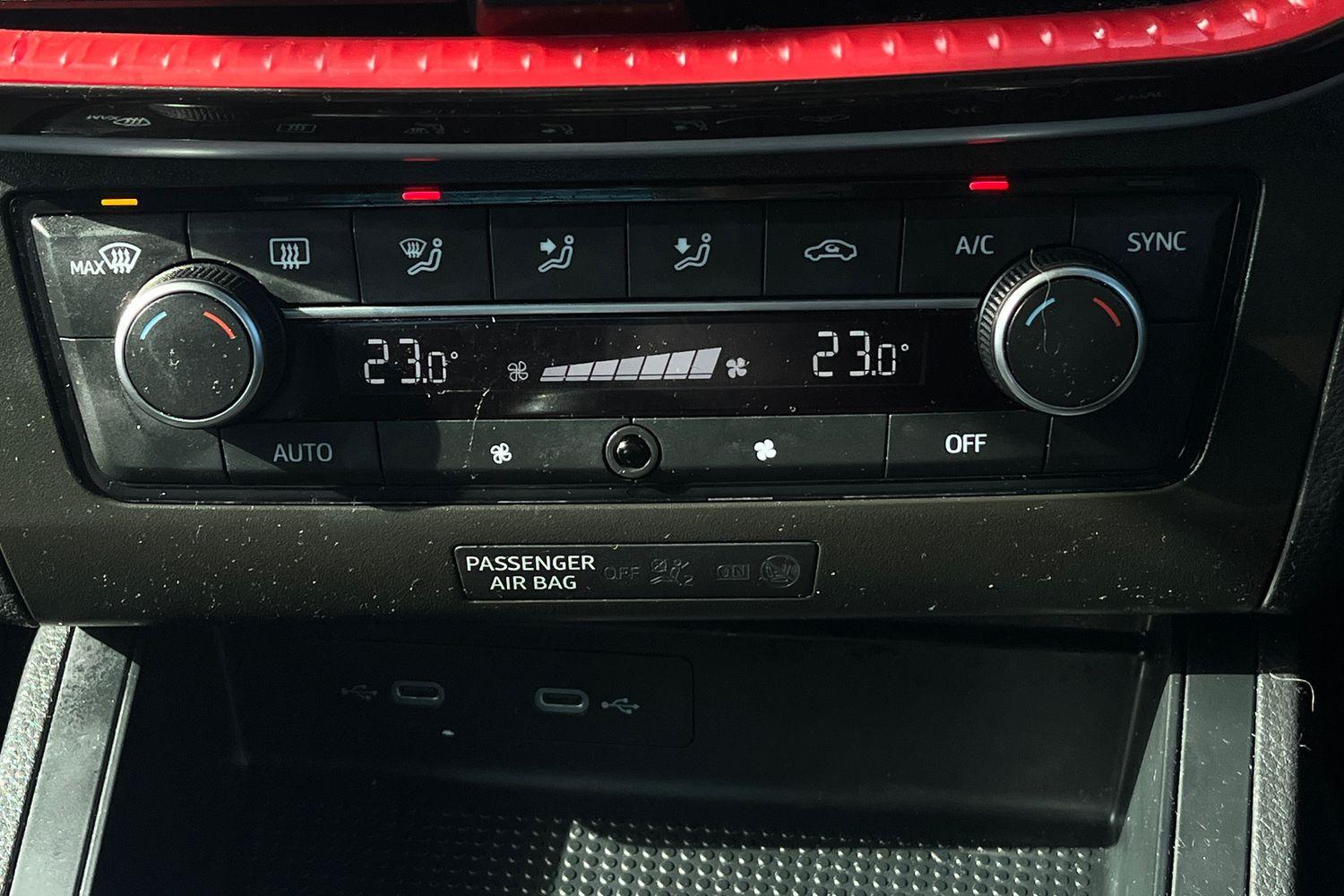 SEAT IBIZA Photo 29