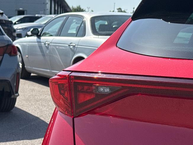 CUPRA Formentor Photo 18