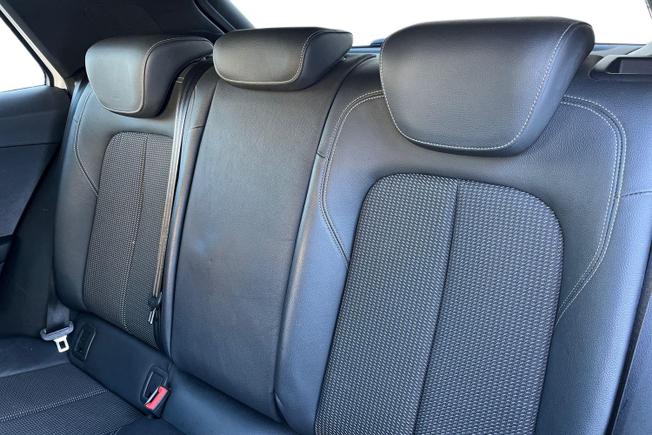 AUDI Q2 Photo 9