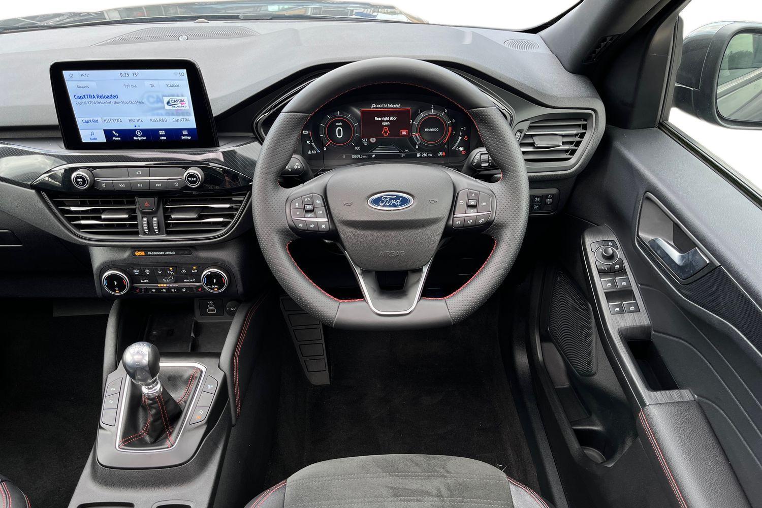 Ford KUGA Photo 10