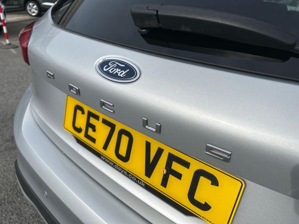 Ford Focus Photo autoimg-a7c4d973bdfda2ec83cf93f093b213bb01e5f54d.jpg