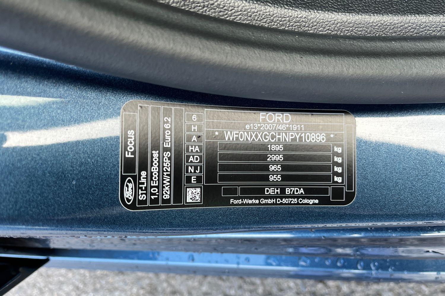 Ford FOCUS Photo 21