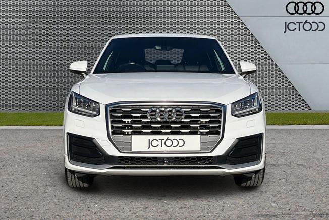 AUDI Q2 Photo 8