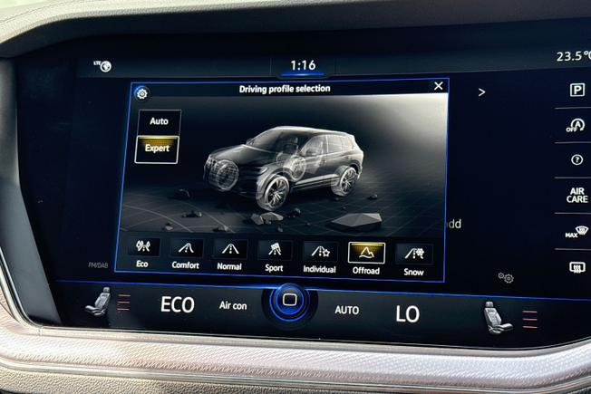 VOLKSWAGEN Touareg Photo 41