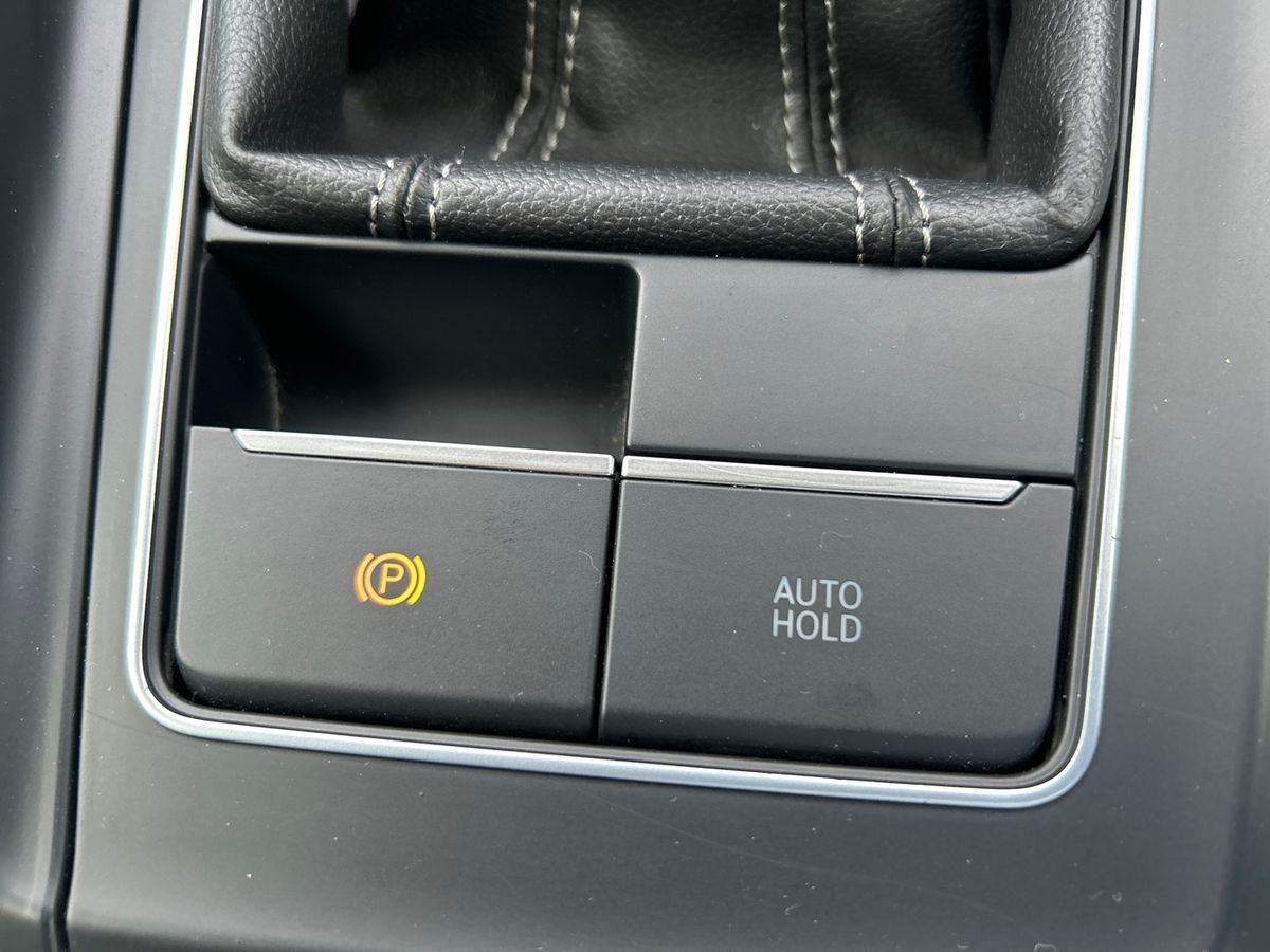 Volkswagen Golf Photo 43