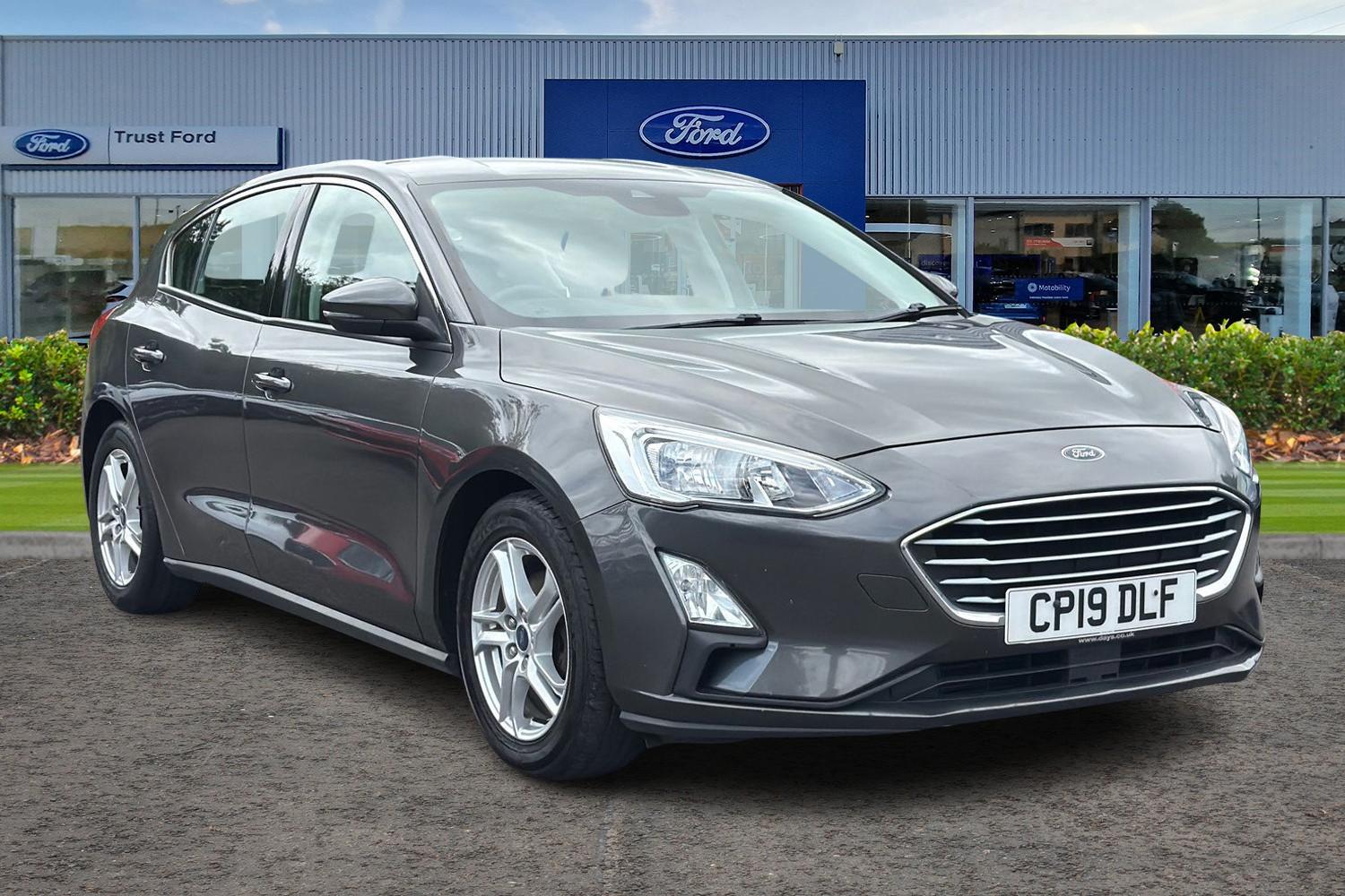 Ford FOCUS Photo 0