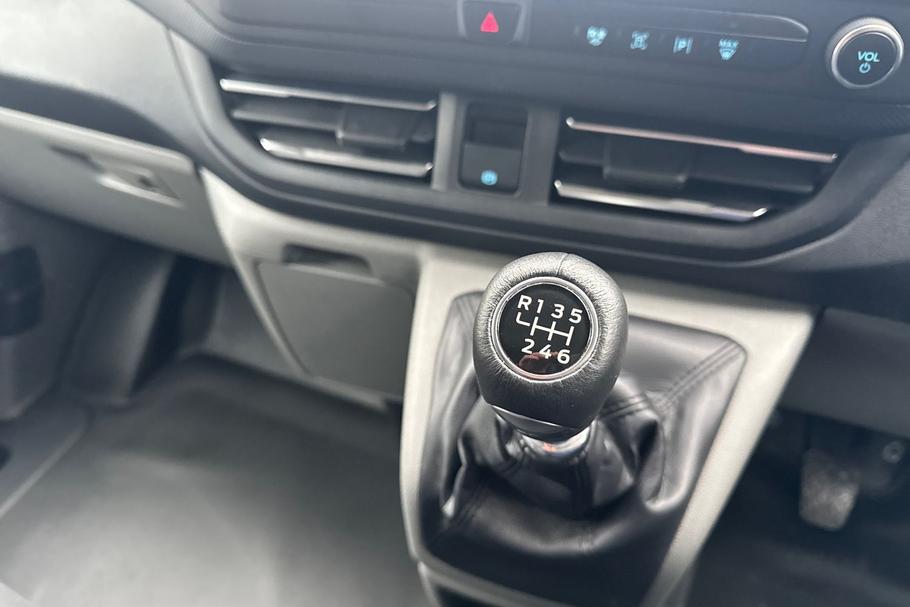 Used Ford TRANSIT CUSTOM 26