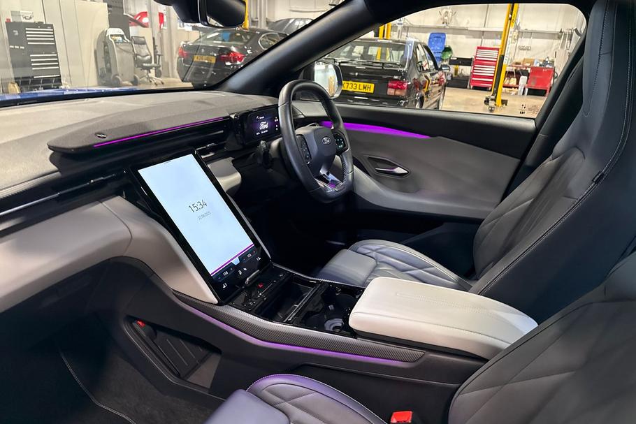 Used Ford Explorer 18