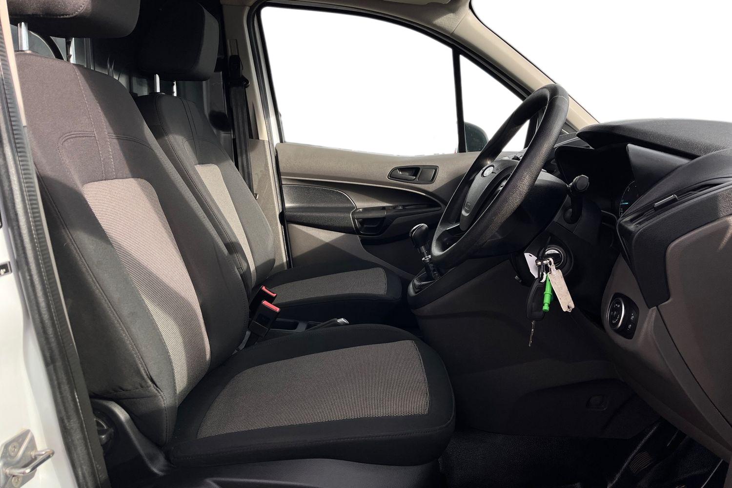 Ford TRANSIT CONNECT Photo 10