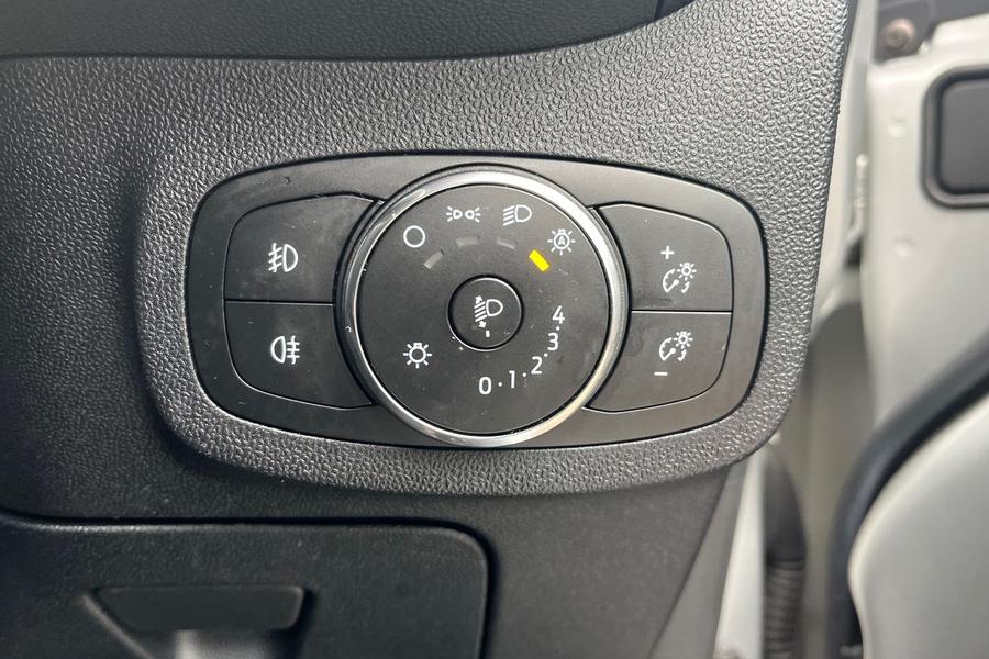 Ford Fiesta Photo autoimg-a7d5901d729c3bb2ec15f88e08efc918e30c8492.jpg