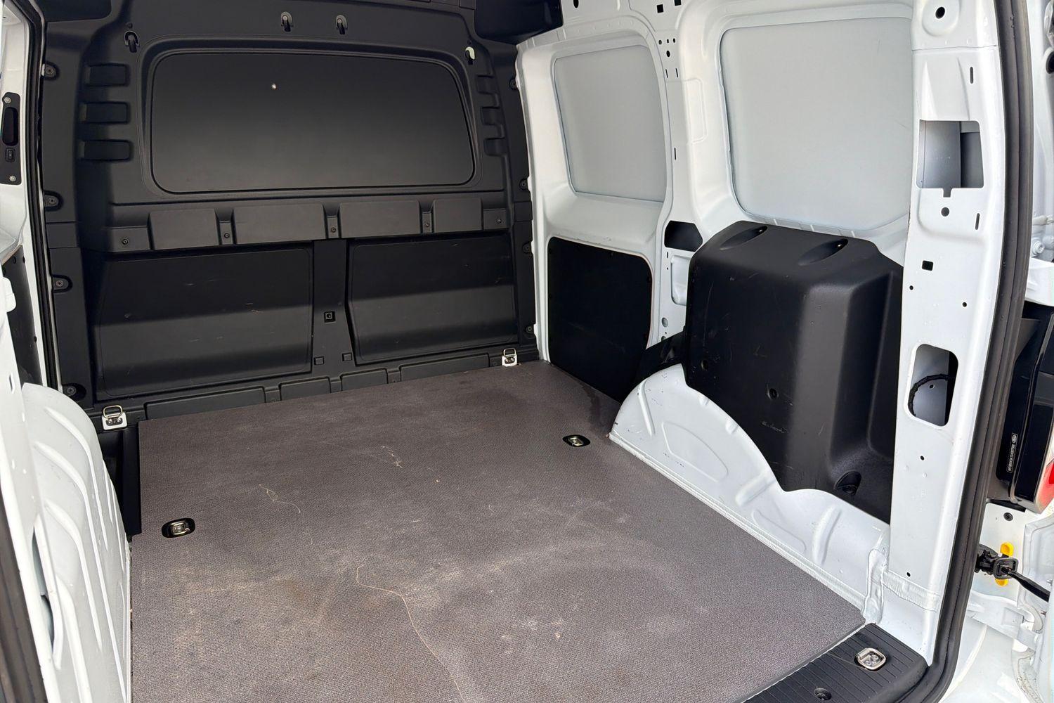 Ford Transit Connect Photo 27