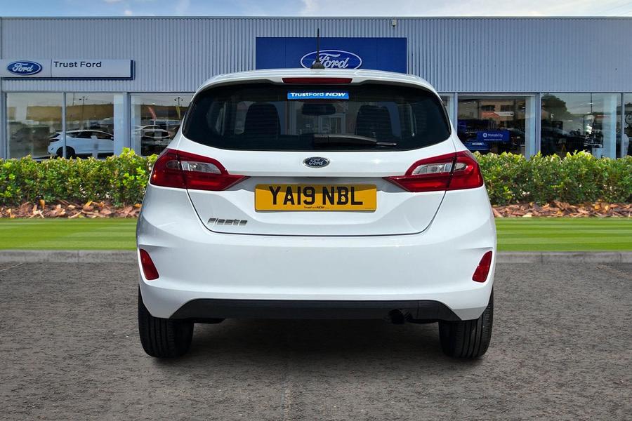 Ford FIESTA Photo autoimg-a7dd7ff8fc255f1c49c2115a4e04aba9ff3a20ff.jpg