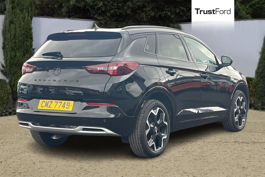 Vauxhall GRANDLAND Photo autoimg-a7df65f30fd177f4bb00408ac5cab96659f9da71.jpg