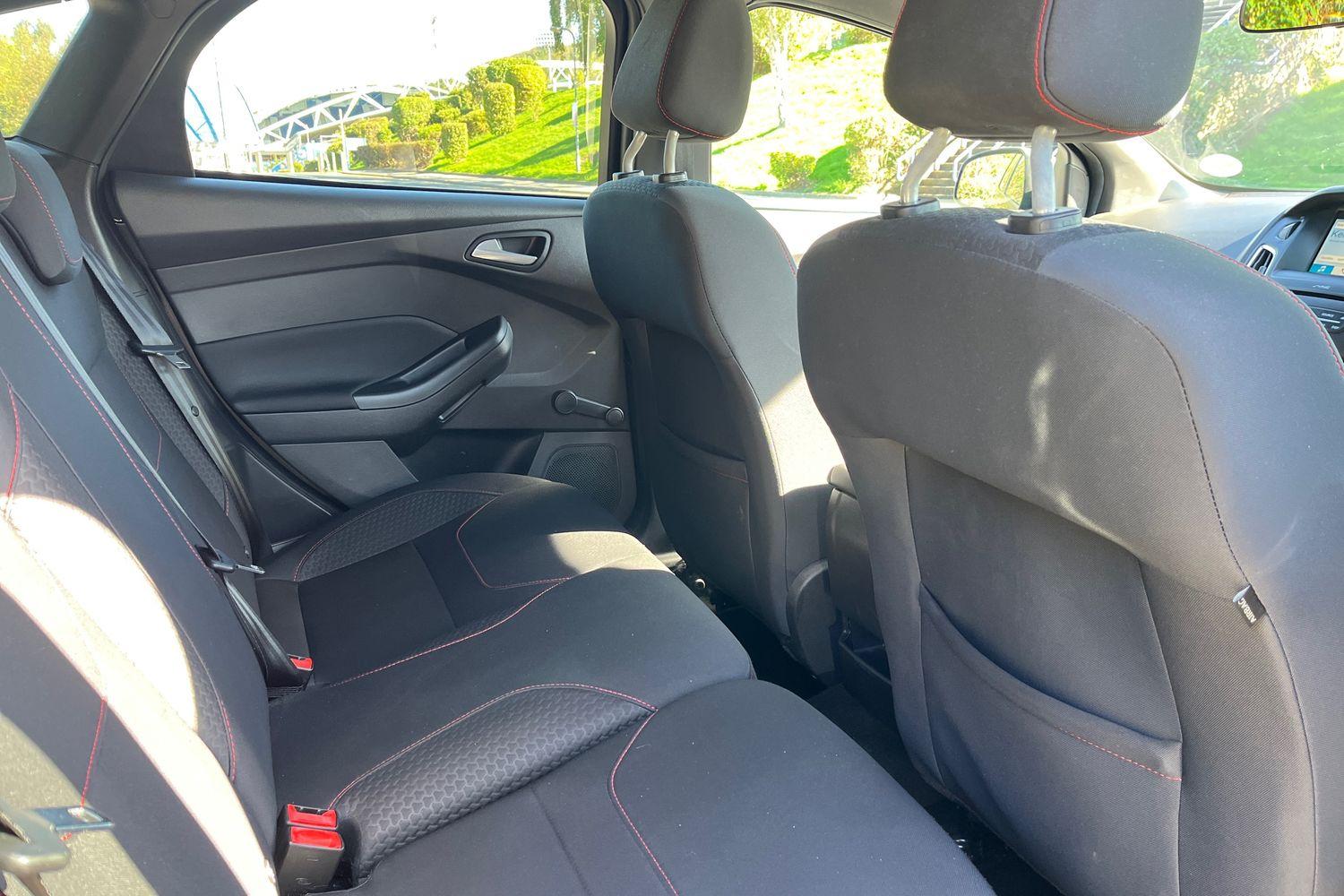 Ford Focus Photo 35