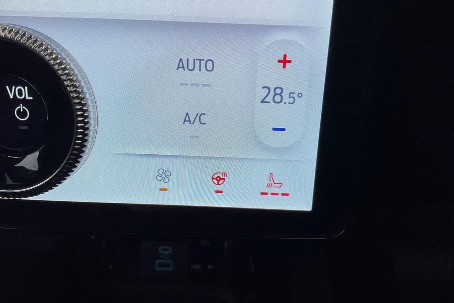 Used Ford MUSTANG MACH-E YF73OFY 30