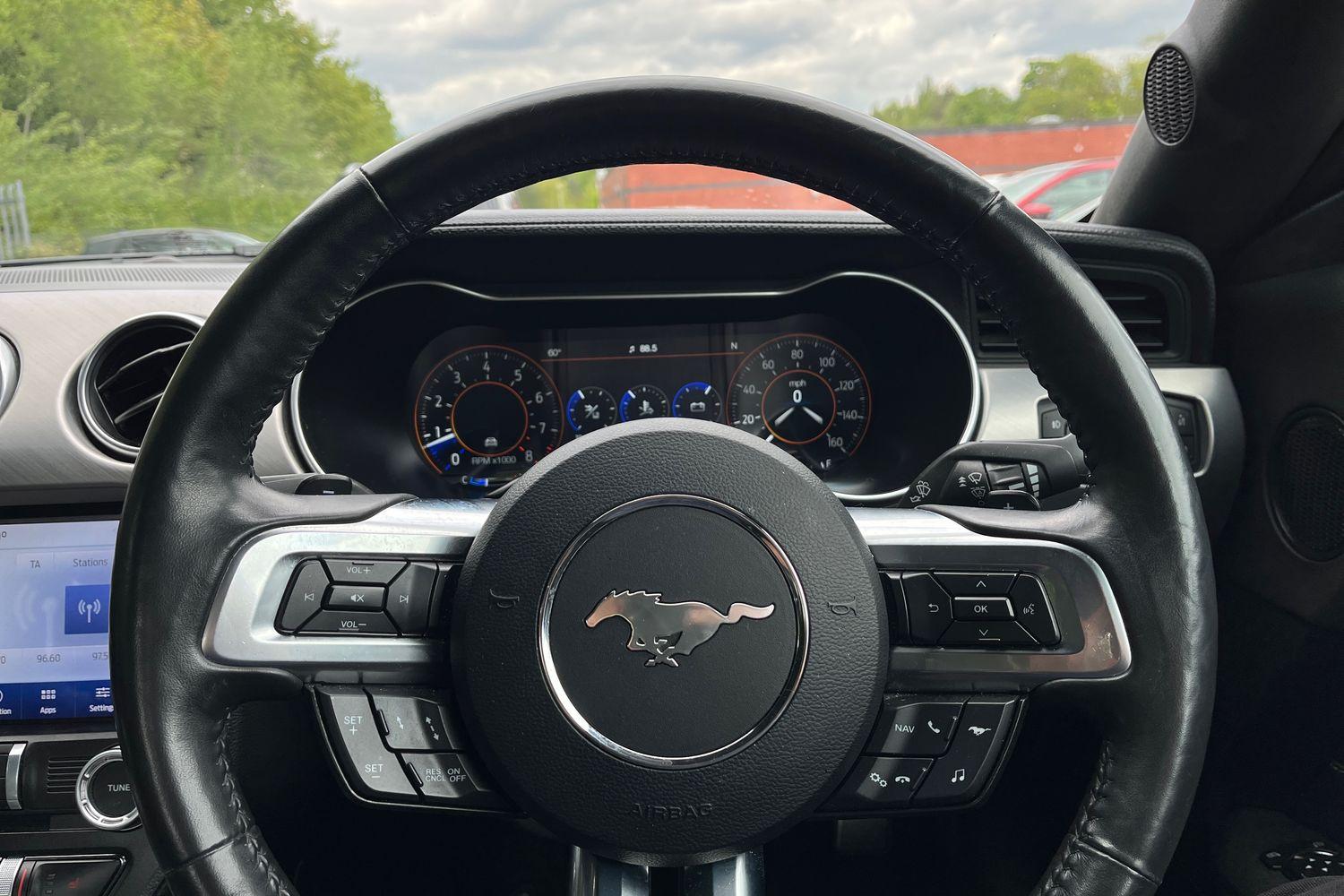 Ford Mustang Photo 11