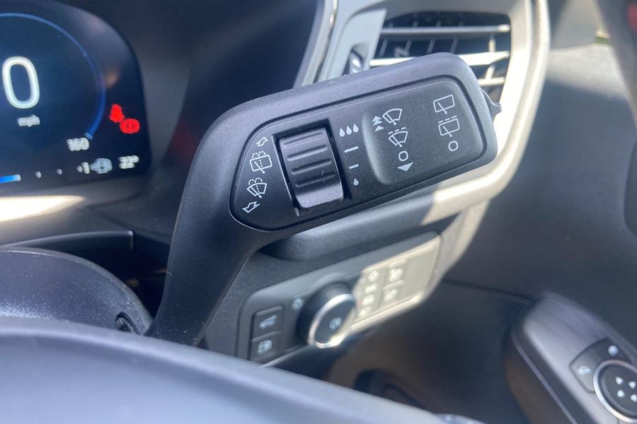 Ford Kuga Photo autoimg-a7ed911dc816d39ac83cc06ad2efe04928494c8d.jpg