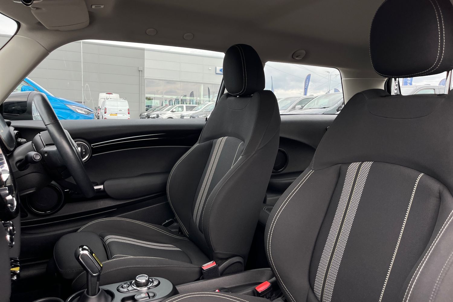 MINI Electric Hatch Photo 18