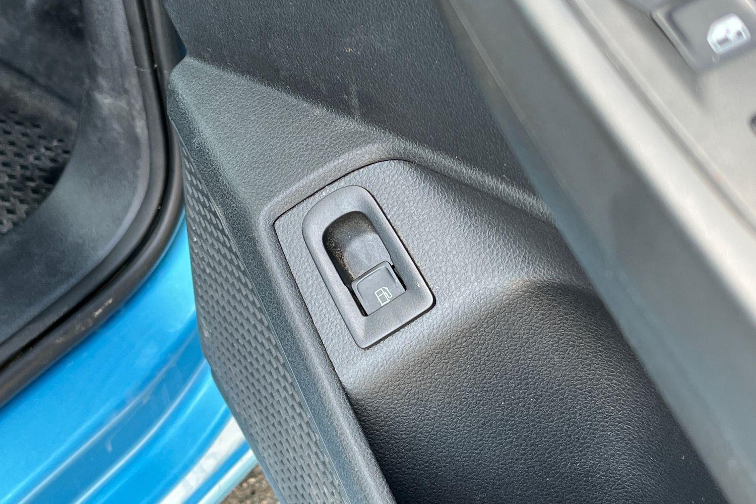 Ford TRANSIT CONNECT Photo 29