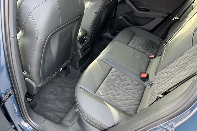 AUDI Q6 E-Tron Photo 44