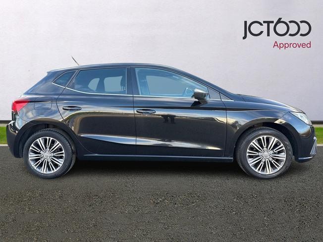 SEAT Ibiza Photo 4