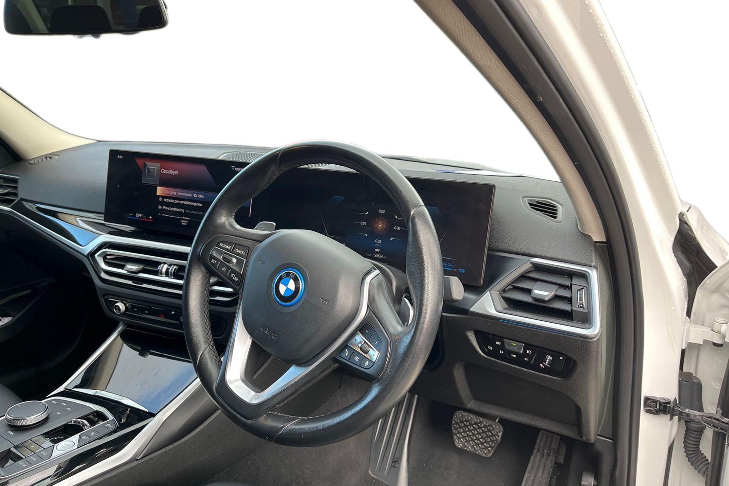 BMW 3 SERIES Photo 8