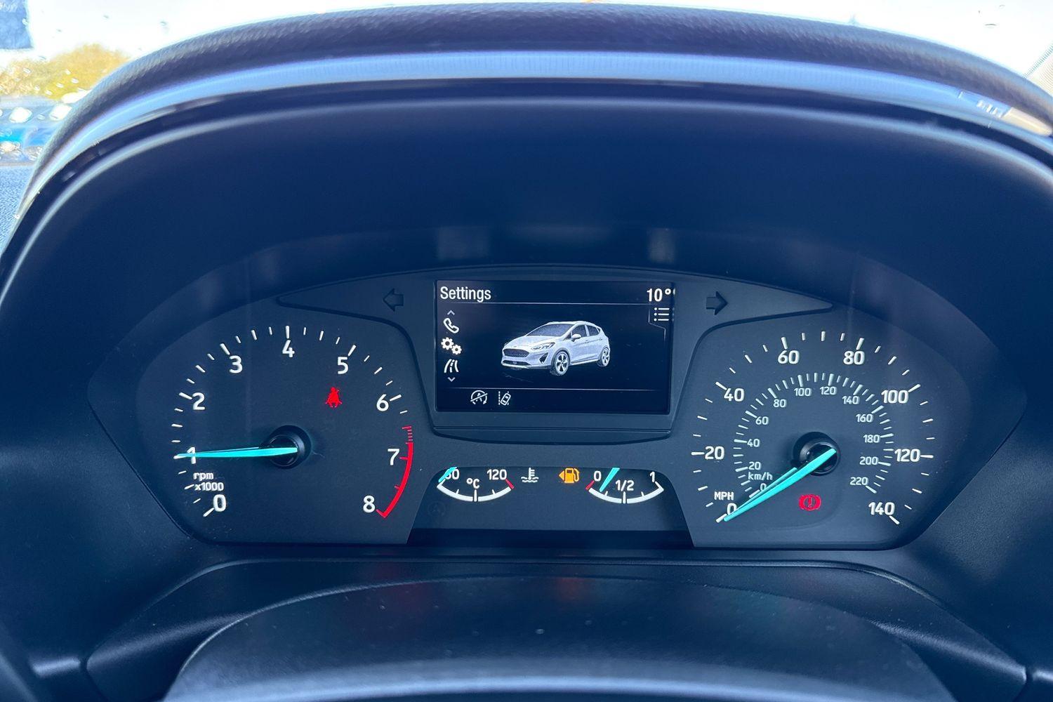 Ford FIESTA Photo 12