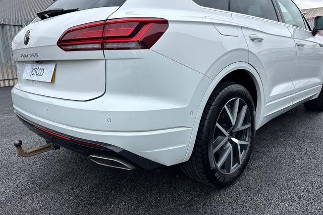 VOLKSWAGEN Touareg Photo 32