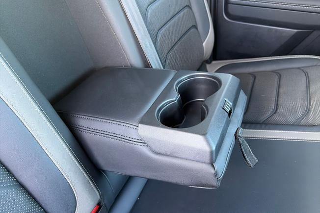 VOLKSWAGEN Amarok Photo 33