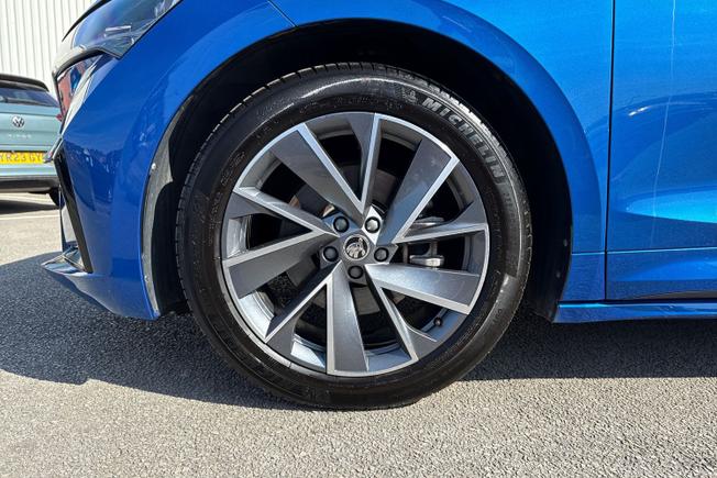 ŠKODA Enyaq Photo 26