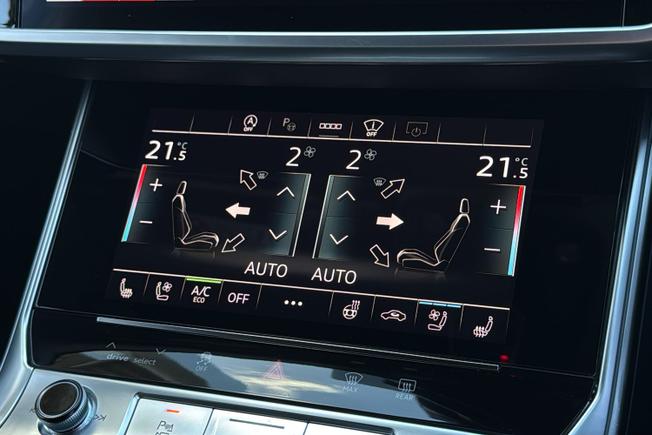AUDI Rs6 Avant Photo 30
