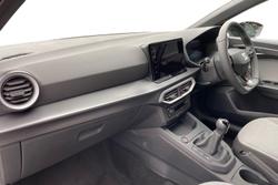 SEAT Ibiza Photo 2