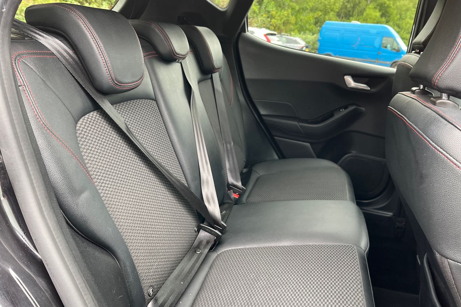 Ford Fiesta Photo 36