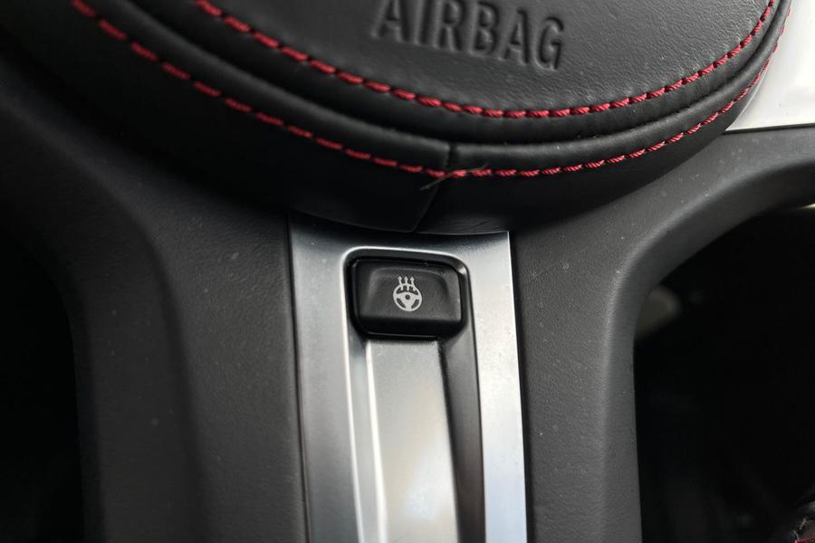 BMW 1 Series Photo autoimg-a81320da26f714e96f1f936fdaeb2168076ee1eb.jpg