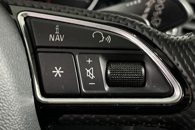 AUDI A6 Avant Photo 17