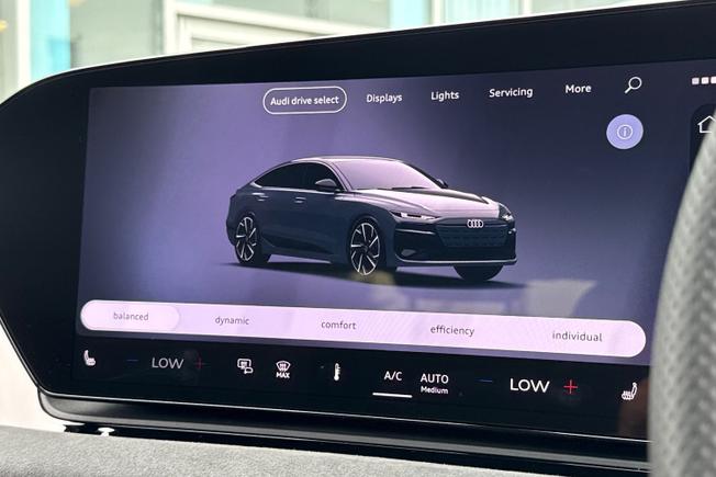 AUDI  A6 Sportback Photo 32