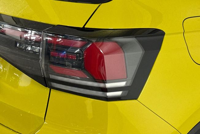 VOLKSWAGEN T-Cross Photo 18