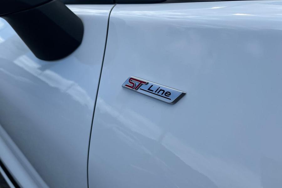 Ford PUMA Photo autoimg-a81a115735359c38b9cc3e2618adca577f322f92.jpg