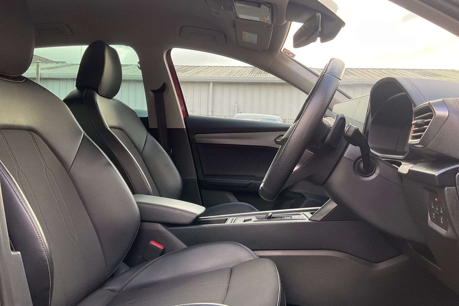CUPRA FORMENTOR Photo 16