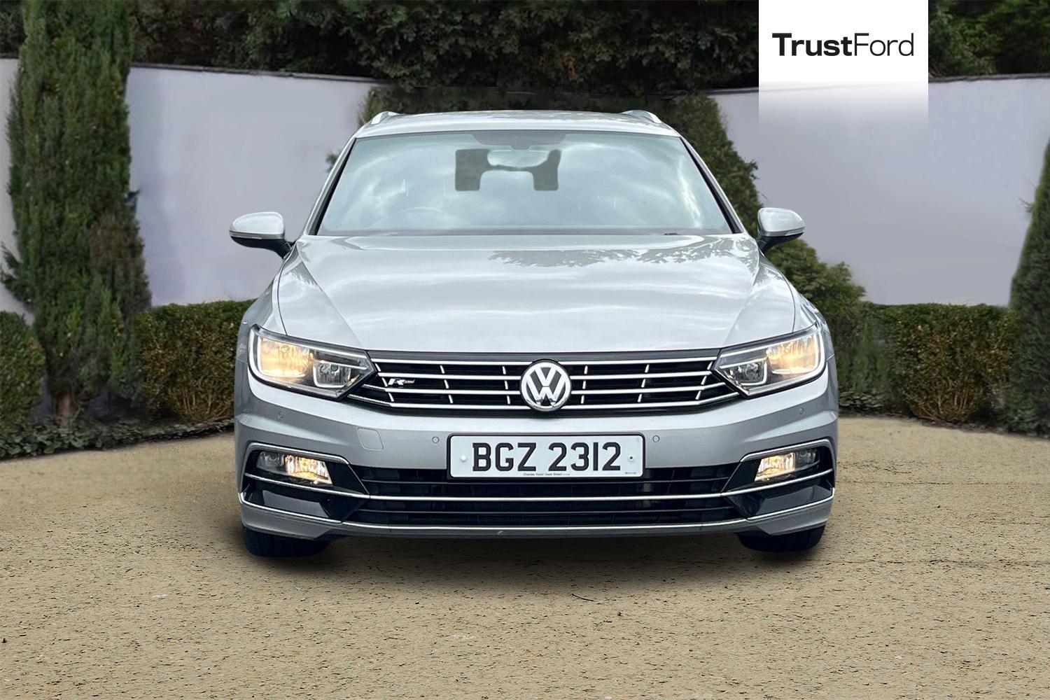 Volkswagen PASSAT Photo 5