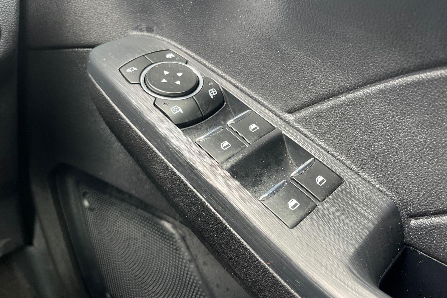 Ford KUGA Photo 15