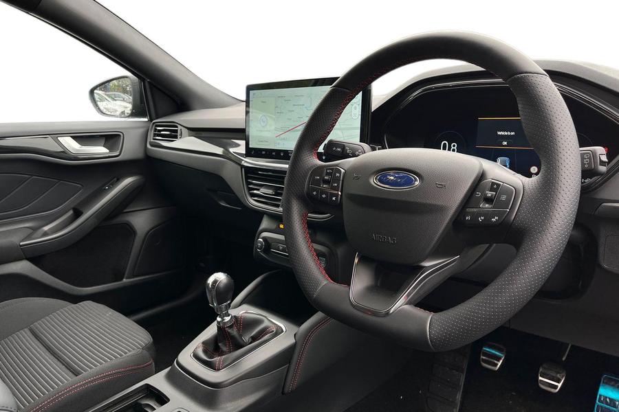 Ford Focus Photo autoimg-a823eefcbda39062a310a48a8ea7a6a524491282.jpg