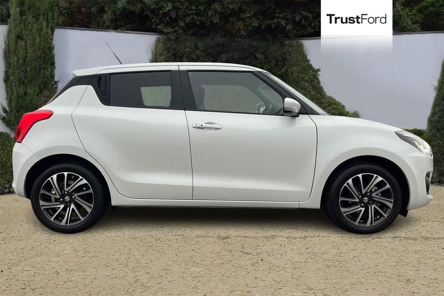 Suzuki SWIFT Photo autoimg-a824f2c0d950a4572c5f551d1d2ab88618c62de1.jpg