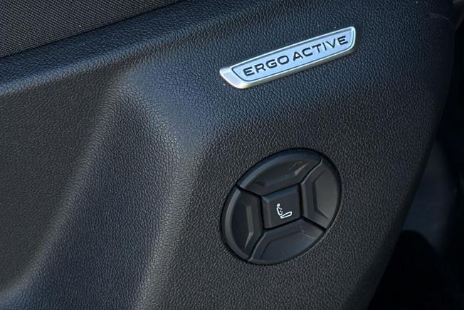 VOLKSWAGEN Tiguan Photo 37