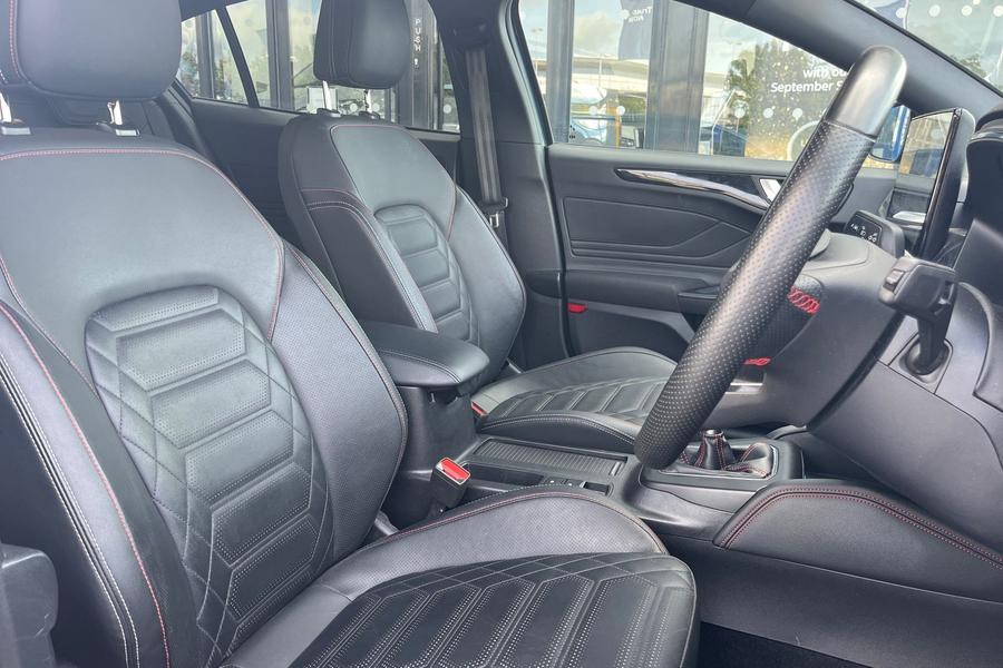 Ford Focus Photo autoimg-a82a636d0abdd6980994b2e2249ad170fb1e0c9a.jpg